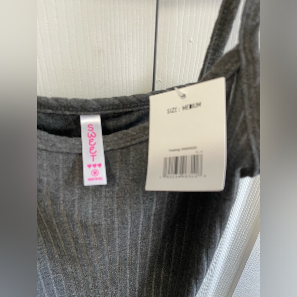 Womens tank tops - Picture 4 of 7
